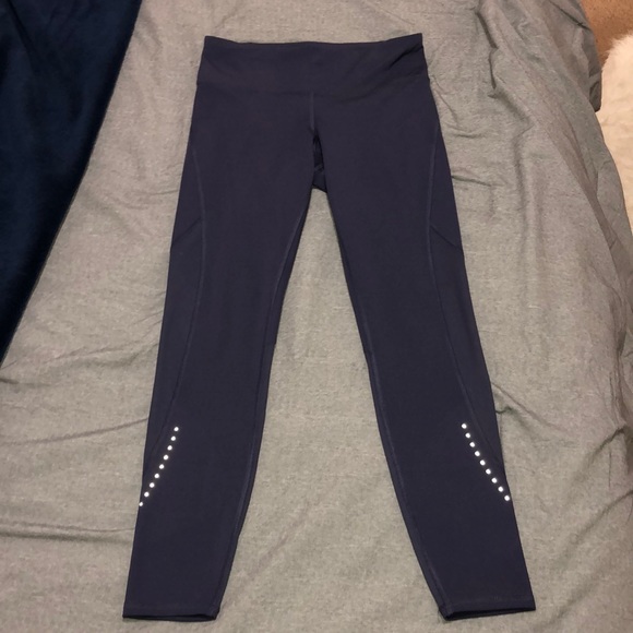 Old Navy Pants - 7/8 athletic leggings